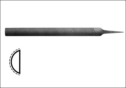 Milled halfround file with transversal tooth