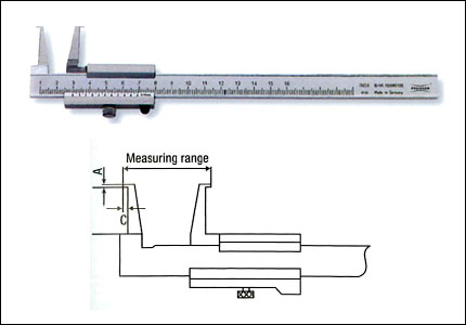 Slide gauge for grooves