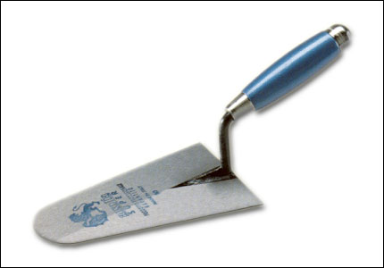 Round point trowel